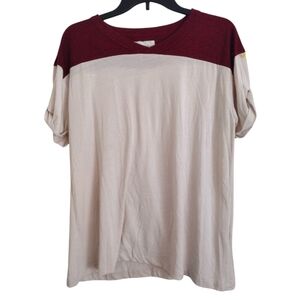 The Great Burgundy Cream Colorblock V-Neck T-Shirt Size 2 (Medium 8/10)